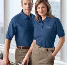 مصنع يونيفورم