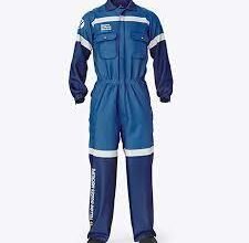 زي موحد للعمال بالرياض