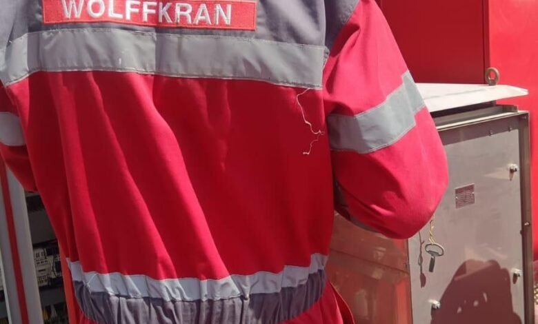 مصنع زي موحد بالرياض