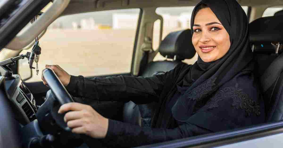 كيفية تجديد رخصة قيادة المرأة عبر أبشر: خطوات وإجراءات سهلة