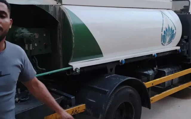 وايت شفط بيارات في حي سكني