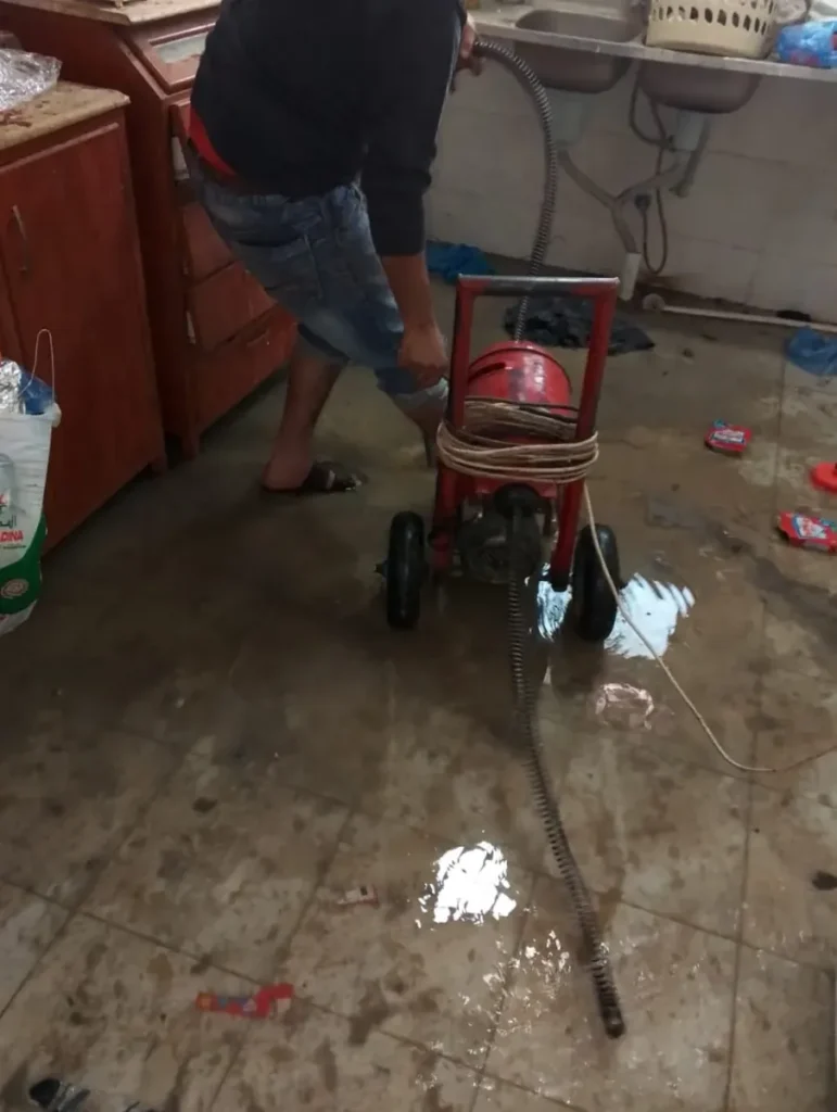 وايت شفط بيارات في حي سكني